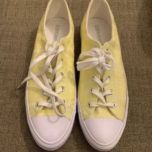 Yellow converse size 10